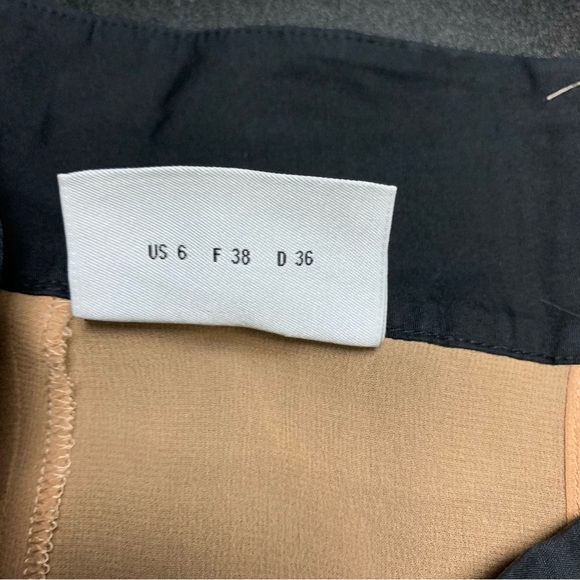 Akris Punto Black Cutout Circle  high waisted Midi Skirt Size 6 - Picture 9 of 9